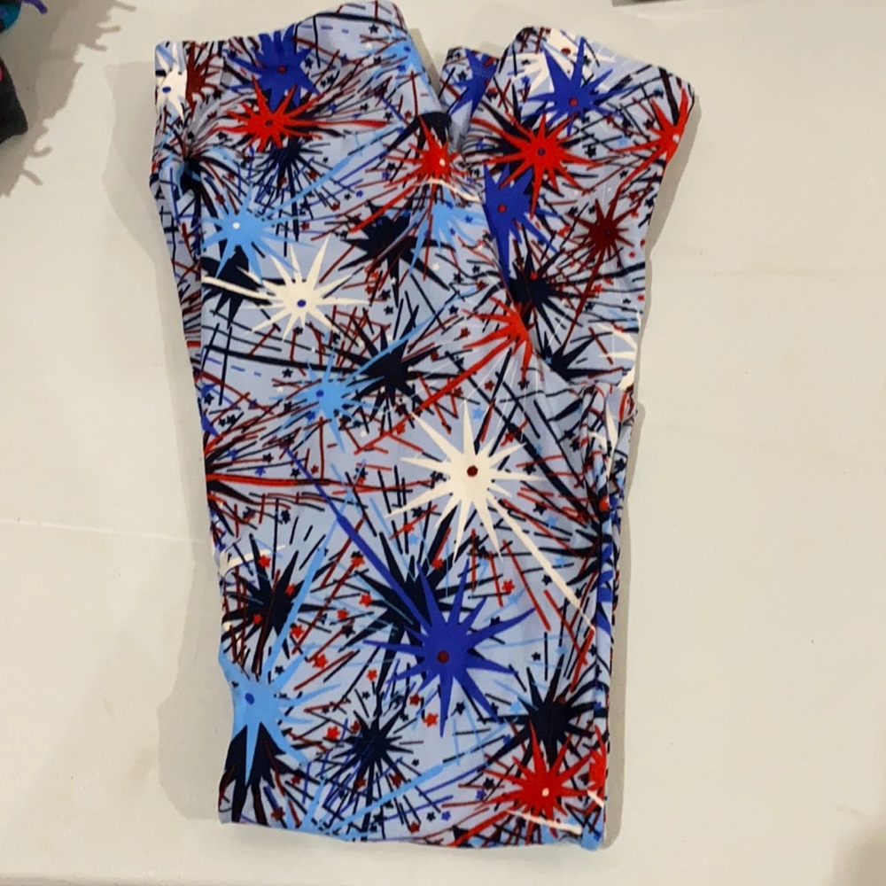 LulaRoe fireworks leggings
